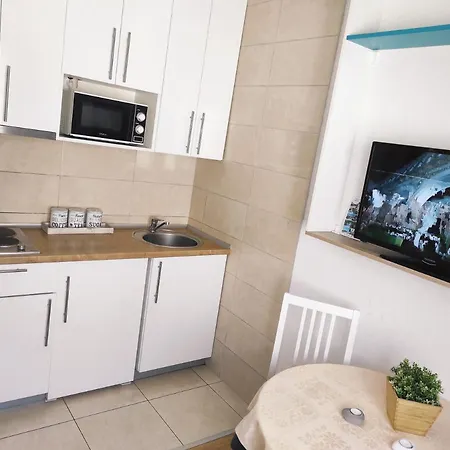 Katica * モスタル