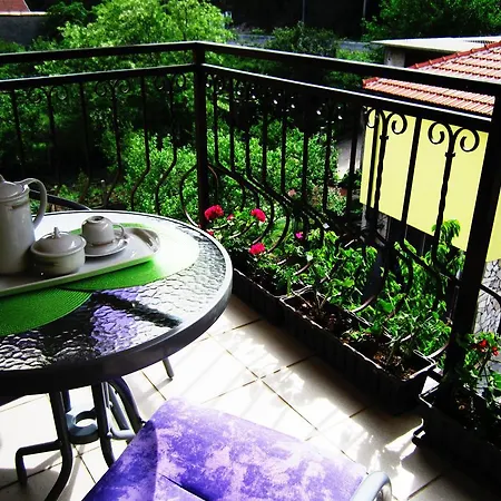 Katica アパート *